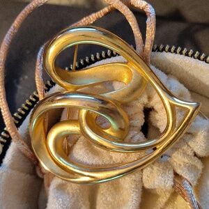 E. Pearl Heart Infinity Signed Brooch Pin Vintage✨